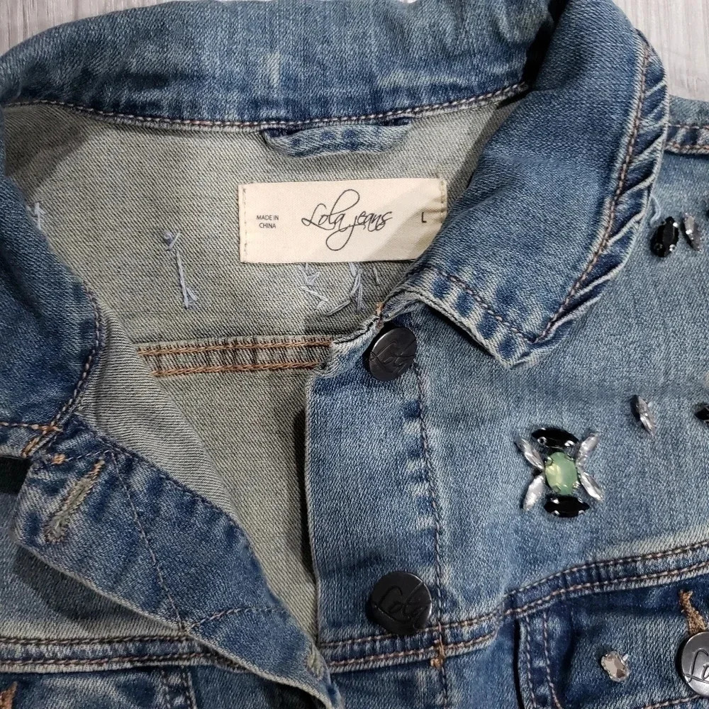Lola Jeans Blue Denim Bejeweled Jean Jacket Womans size L. - Picture 4 of 6